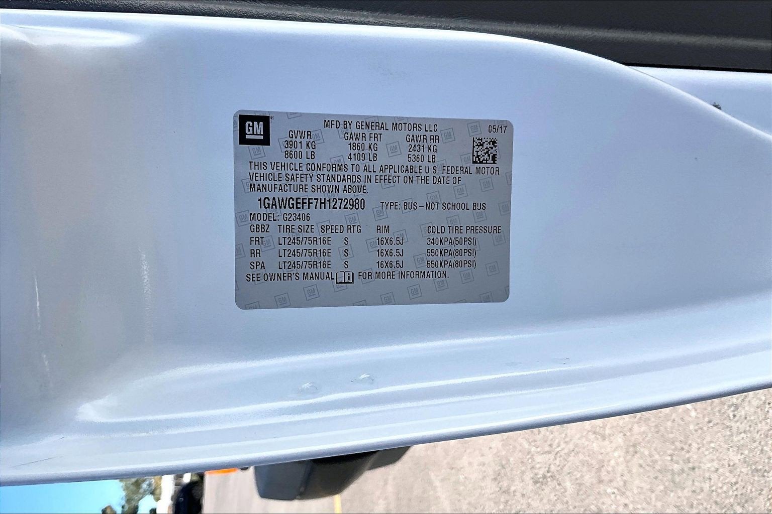 2017 Chevrolet Express Passenger LS