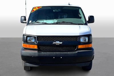 2017 Chevrolet Express Passenger LS