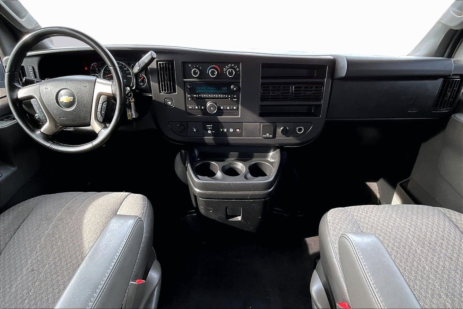 2019 Chevrolet Express Passenger LS
