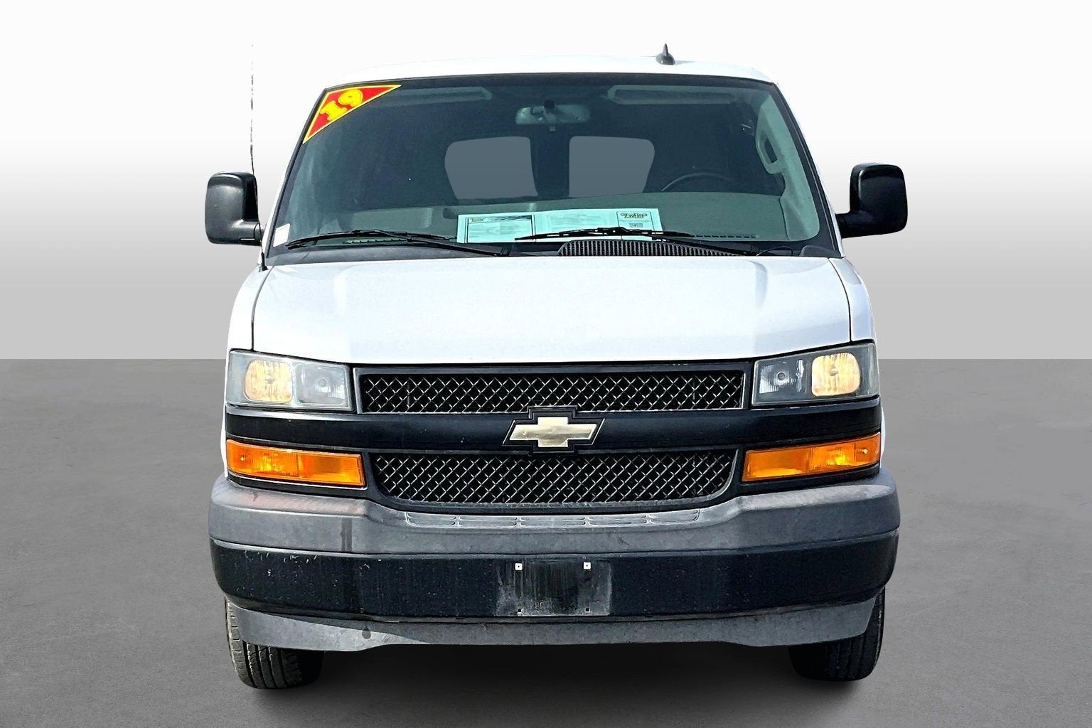 2019 Chevrolet Express Passenger LS