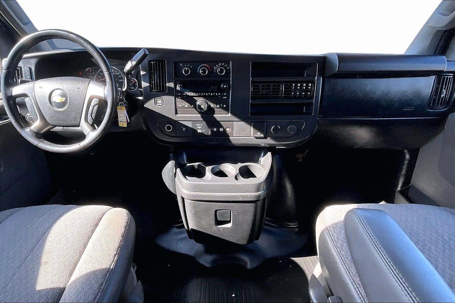 2016 Chevrolet Express Passenger LT