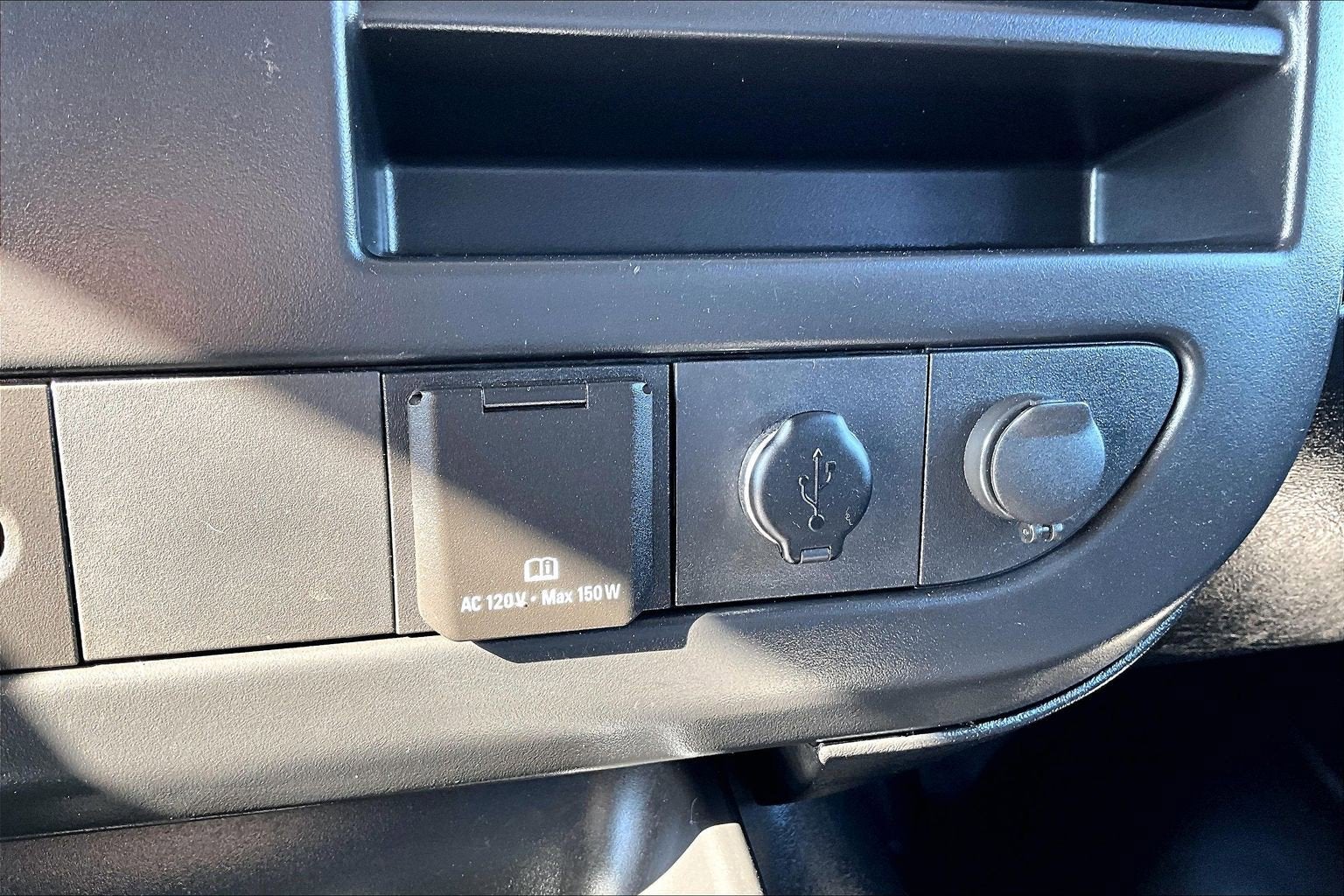 2016 Chevrolet Express Passenger LT