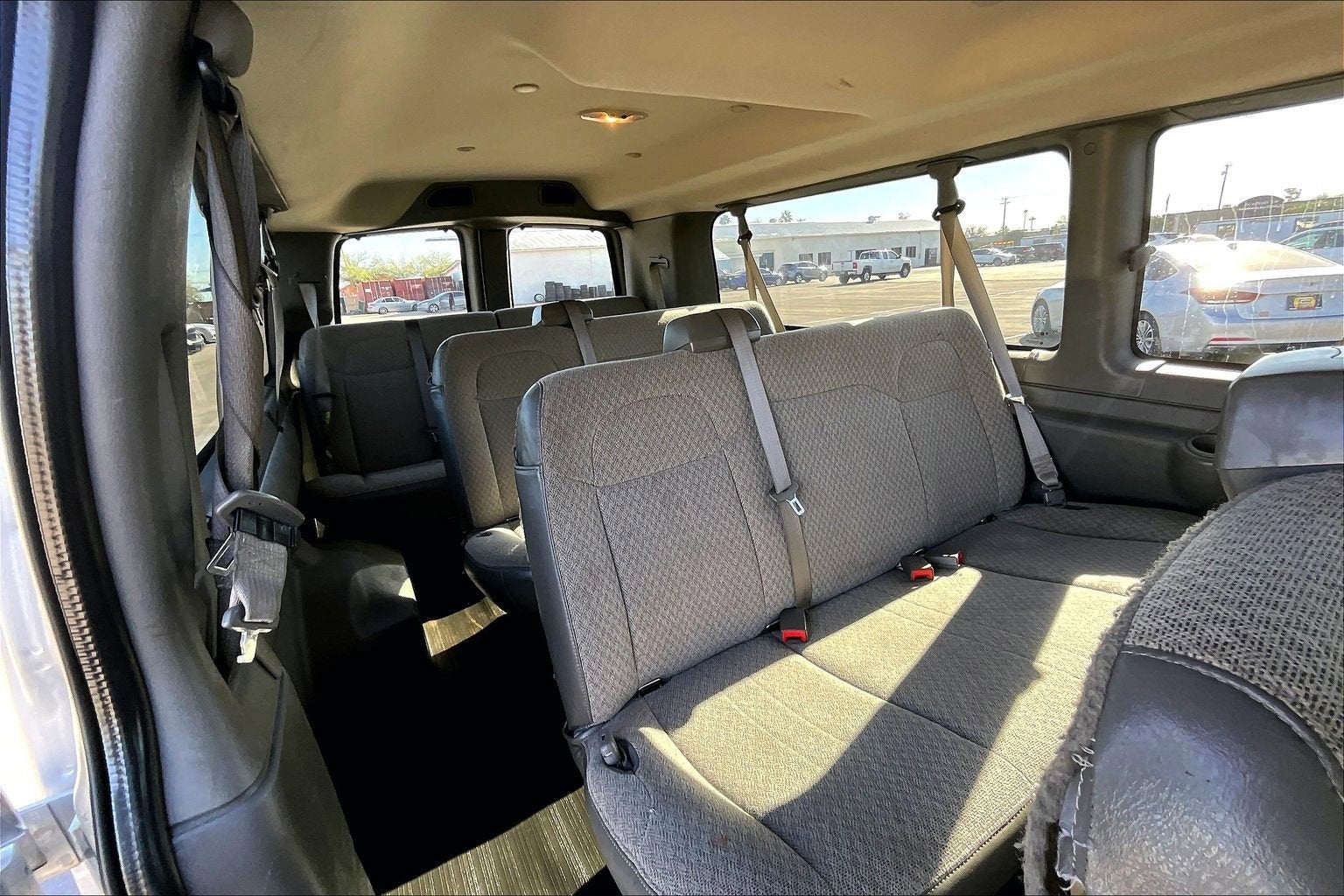 2016 Chevrolet Express Passenger LT