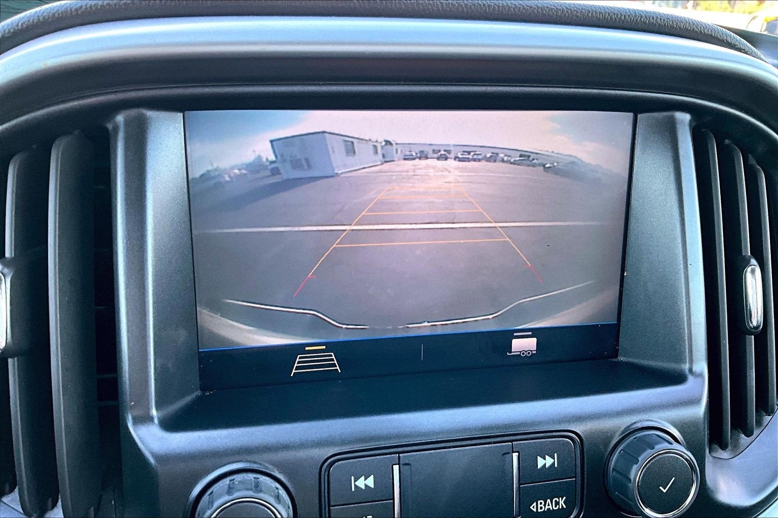 2022 Chevrolet Colorado 2WD LT