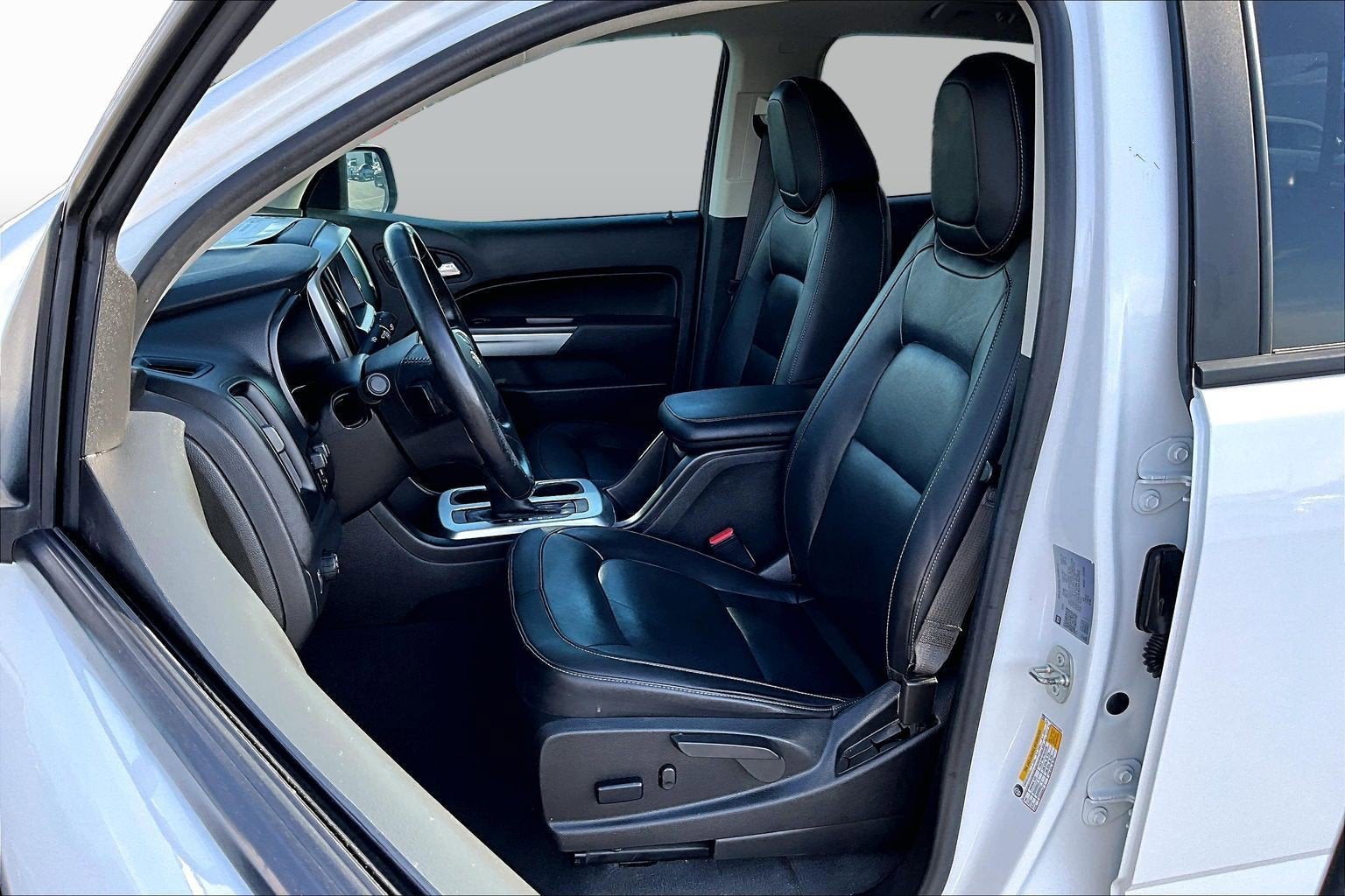 2022 Chevrolet Colorado 2WD LT
