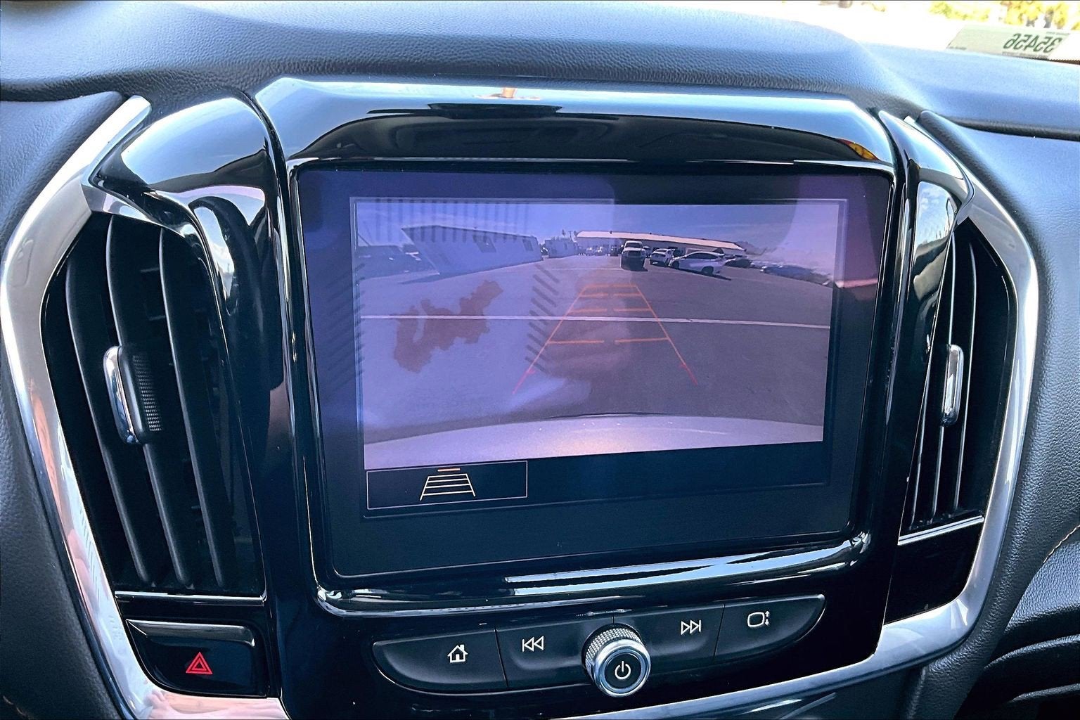 2020 Chevrolet Traverse LT Cloth