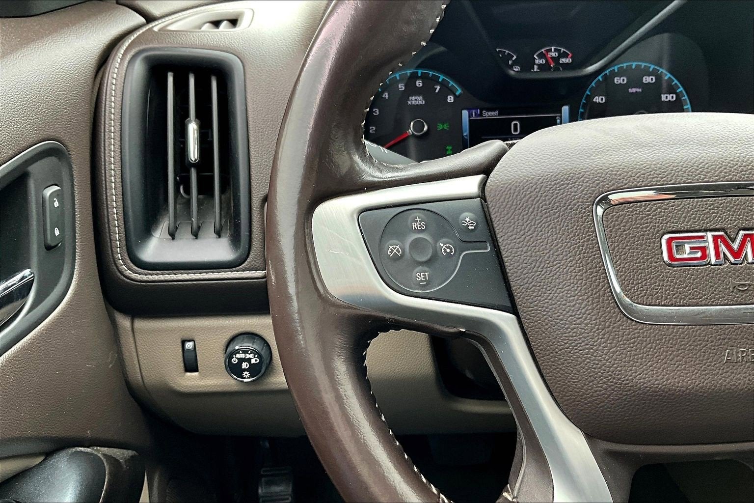 2018 GMC Canyon 4WD SLT