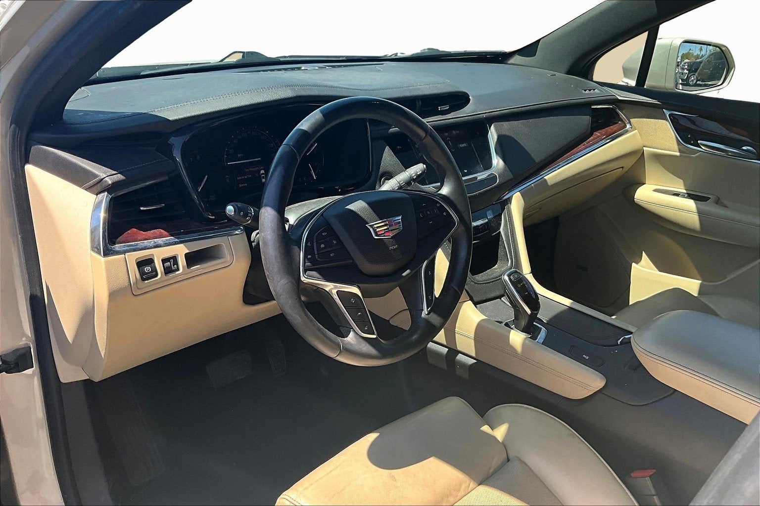 2017 Cadillac XT5 Luxury FWD