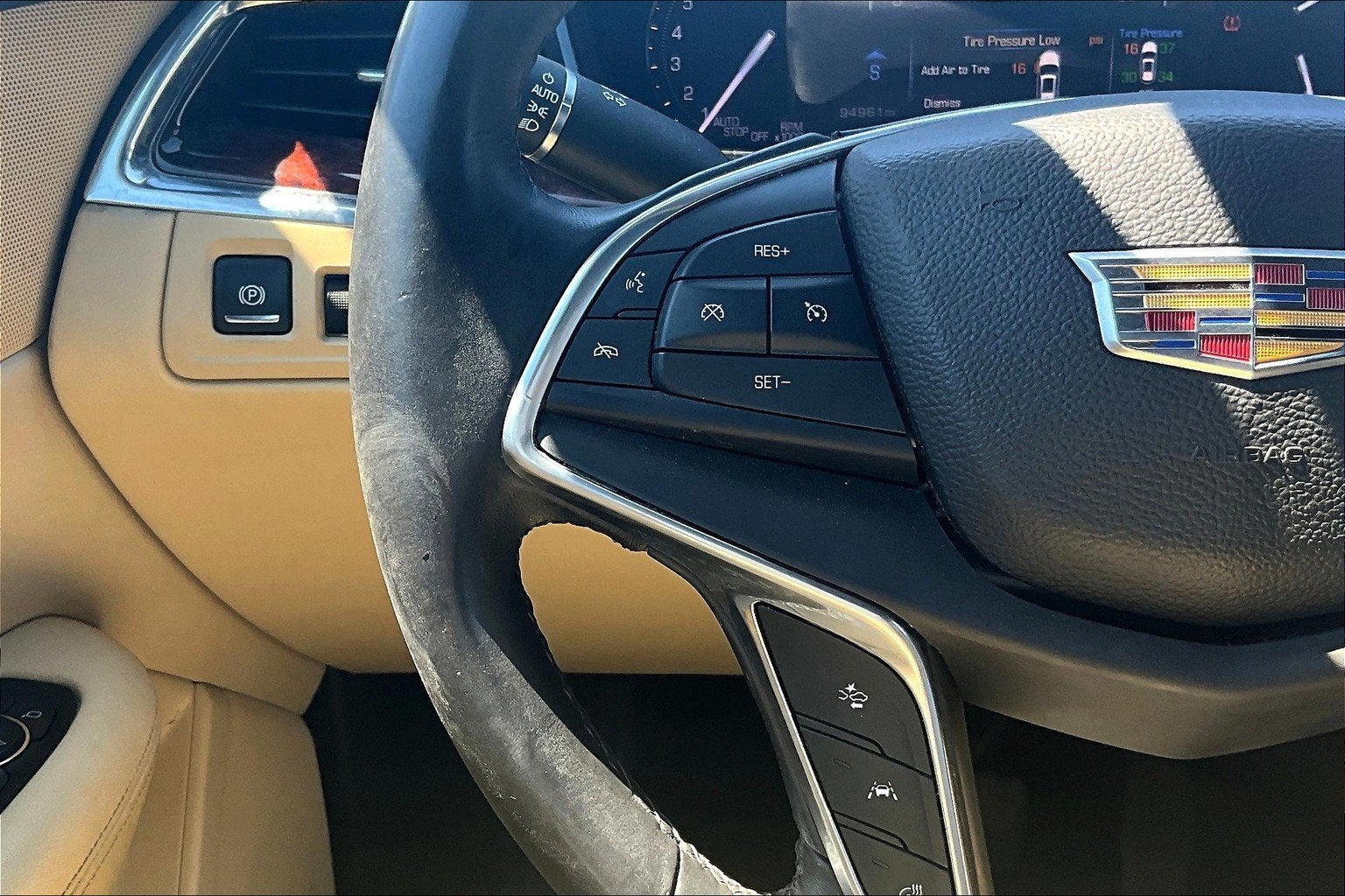 2017 Cadillac XT5 Luxury FWD