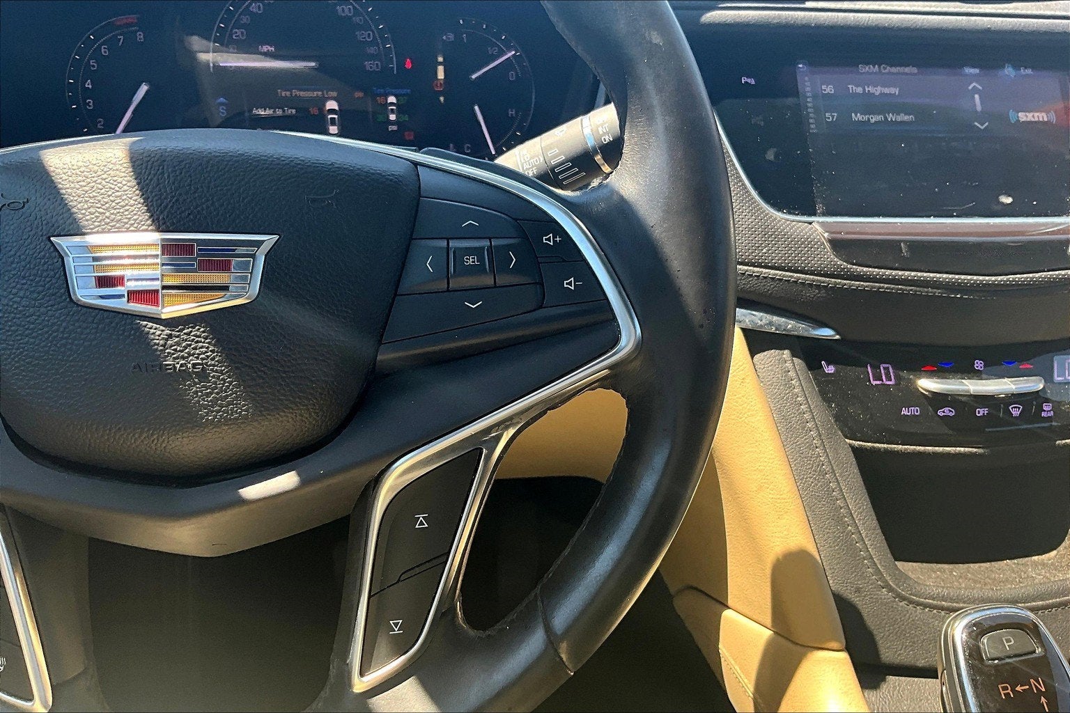 2017 Cadillac XT5 Luxury FWD