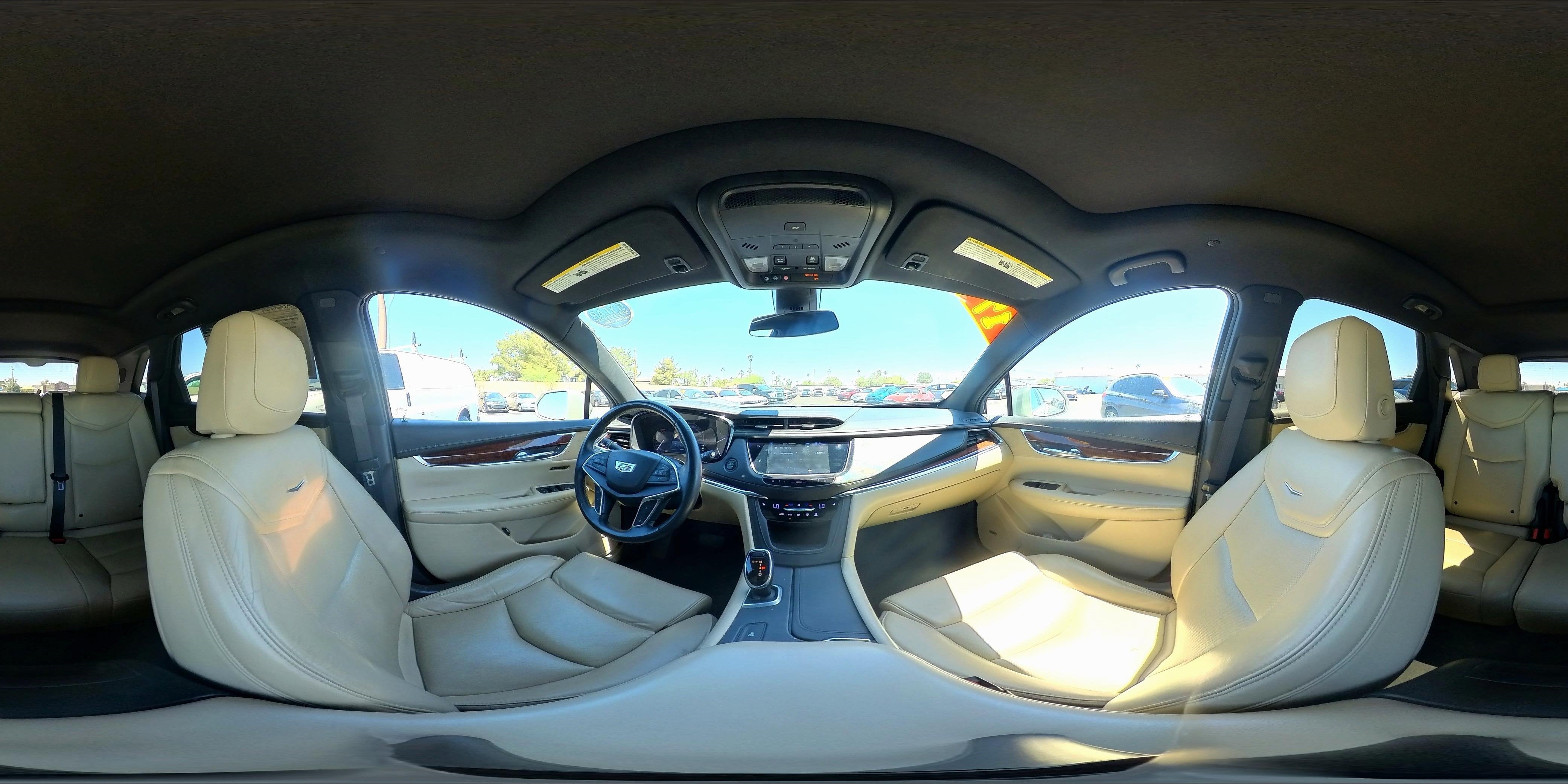 2017 Cadillac XT5 Luxury FWD