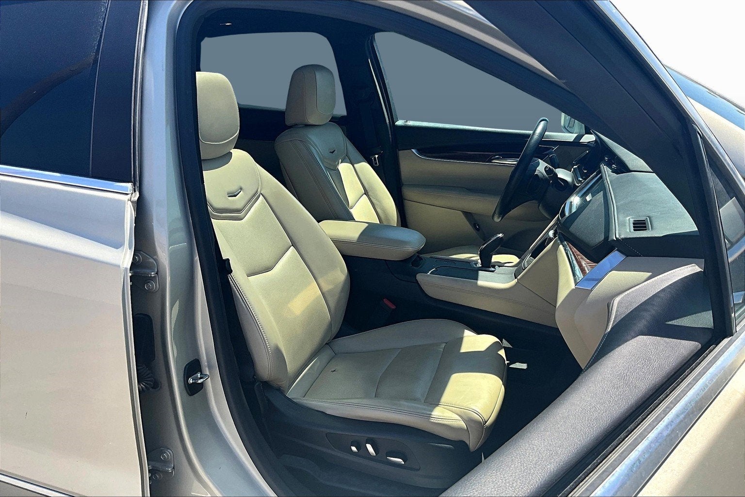 2017 Cadillac XT5 Luxury FWD