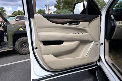 2018 Cadillac Escalade Luxury