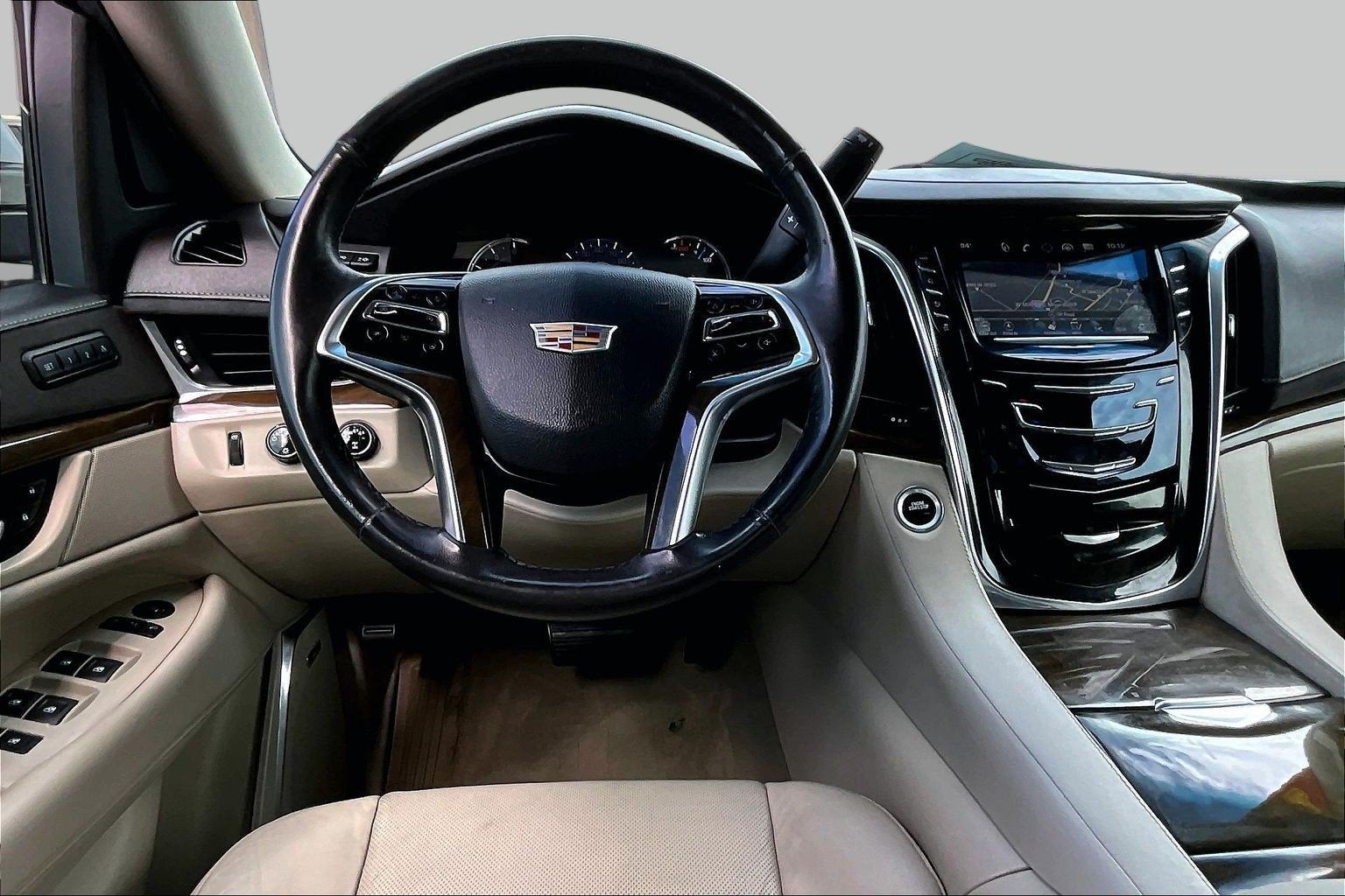 2018 Cadillac Escalade Luxury