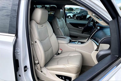 2018 Cadillac Escalade Luxury