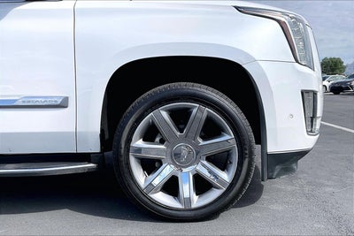 2018 Cadillac Escalade Luxury