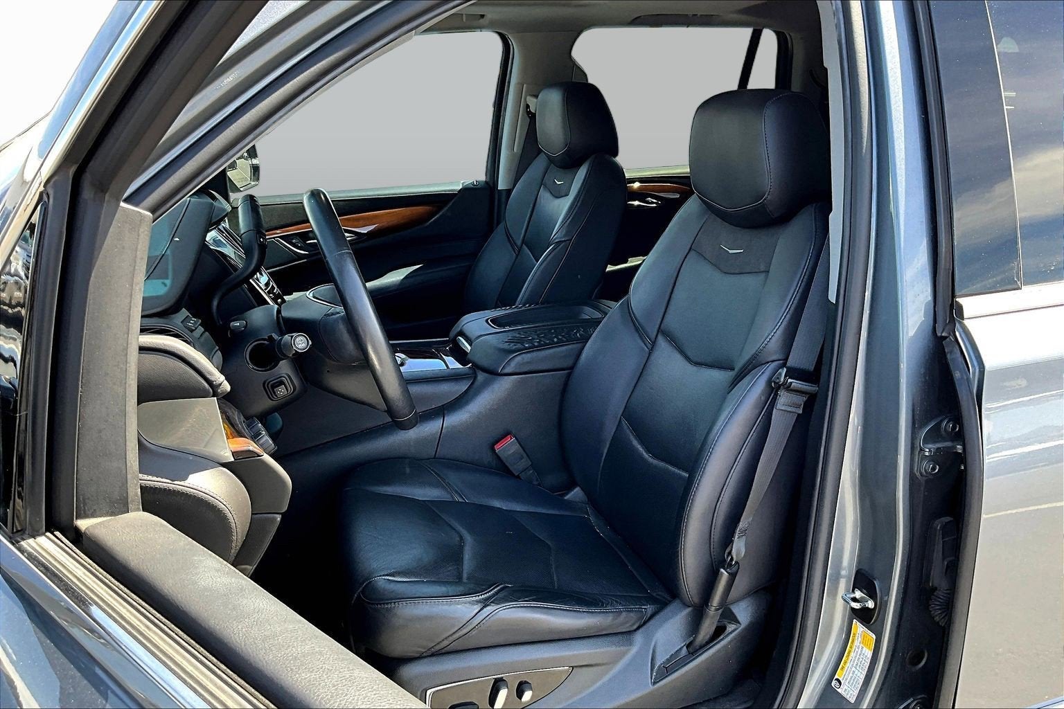 2018 Cadillac Escalade Luxury