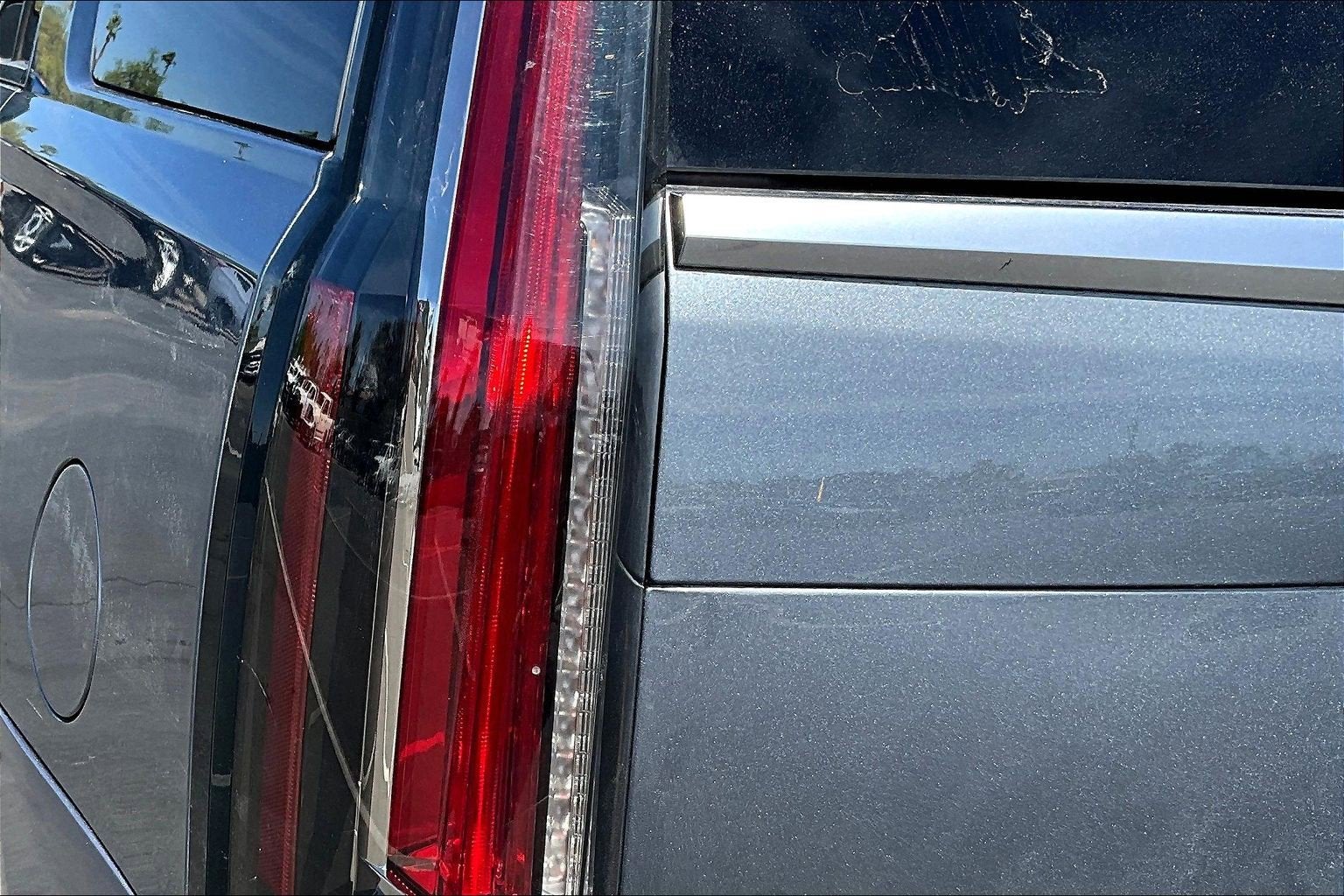 2018 Cadillac Escalade Luxury