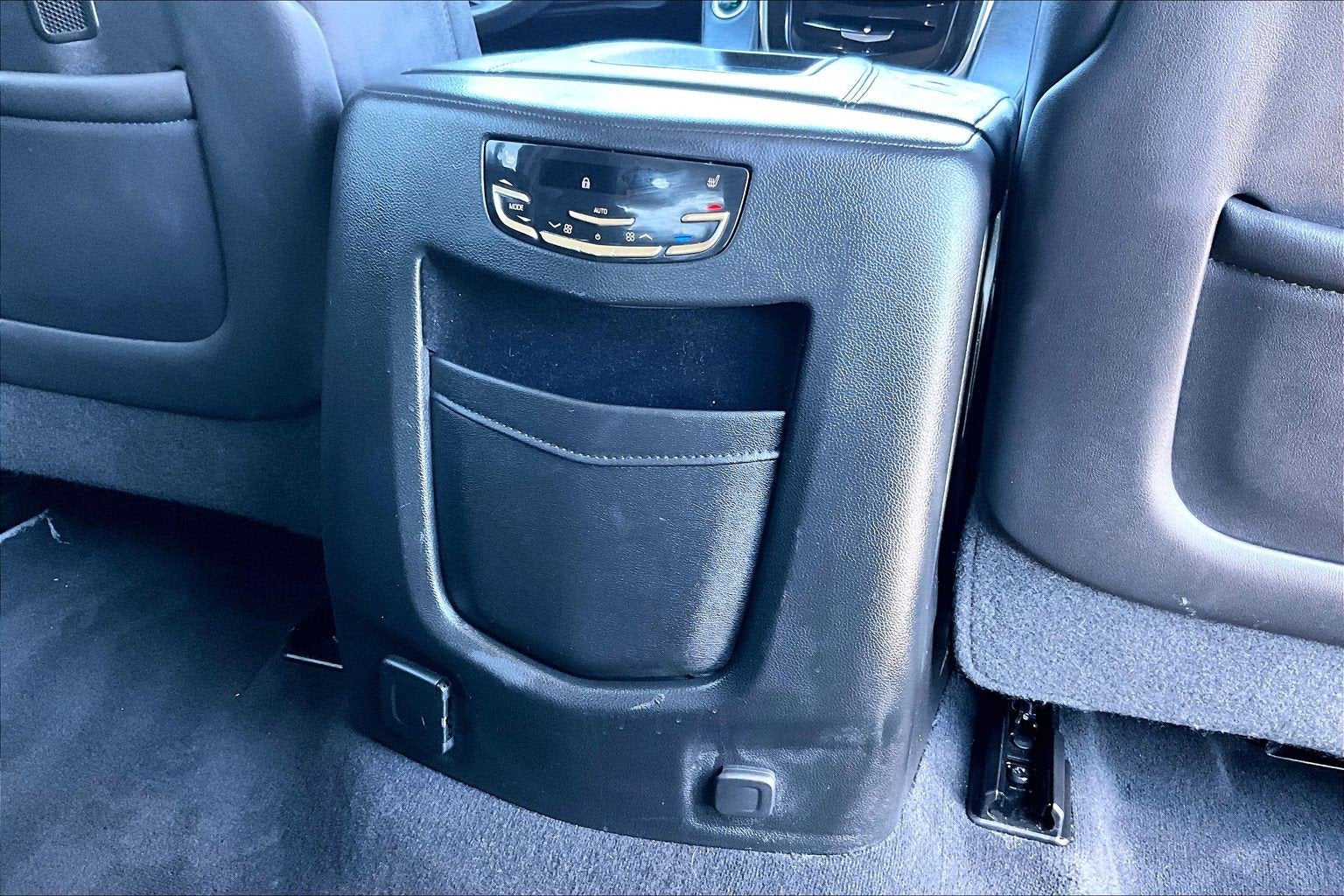 2018 Cadillac Escalade Luxury