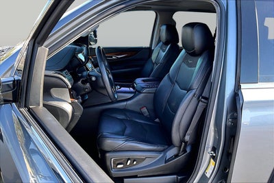 2018 Cadillac Escalade Luxury
