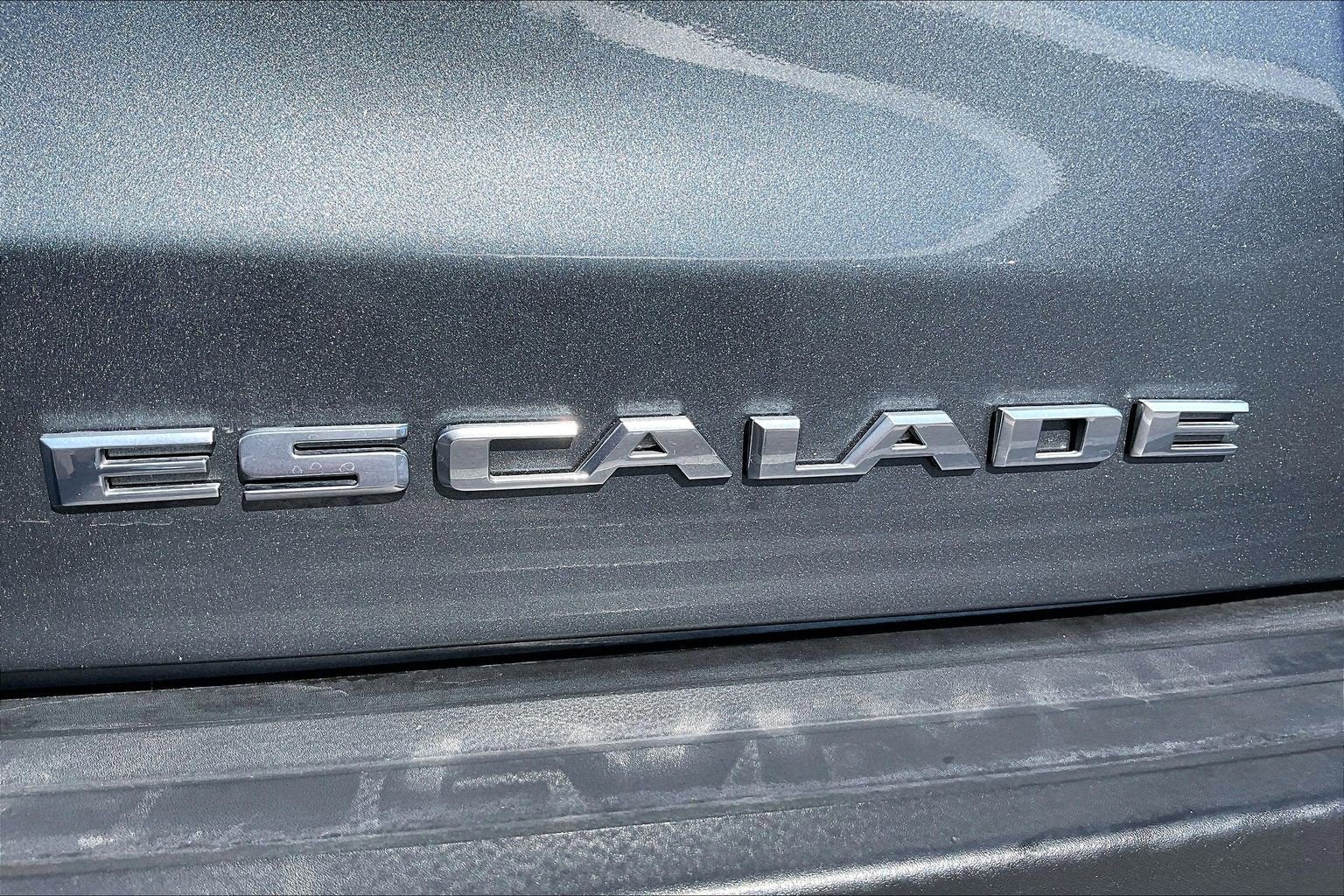 2018 Cadillac Escalade Luxury