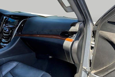 2018 Cadillac Escalade Luxury