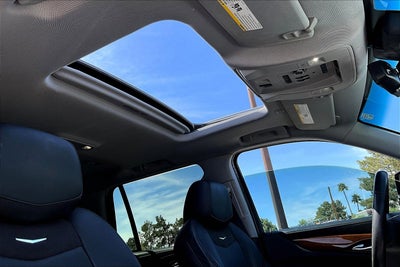 2018 Cadillac Escalade Luxury