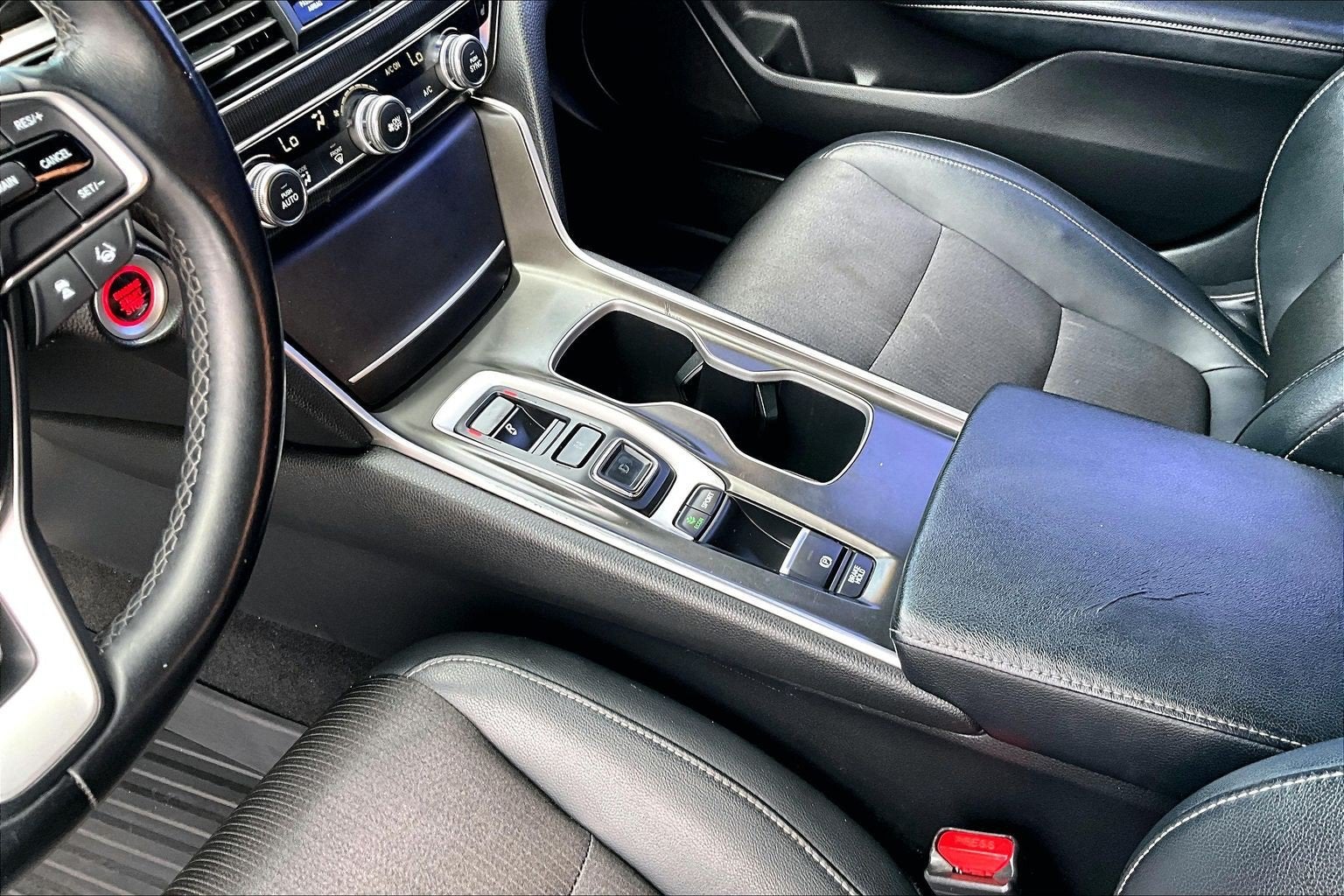 2018 Honda Accord Sedan Sport 2.0T