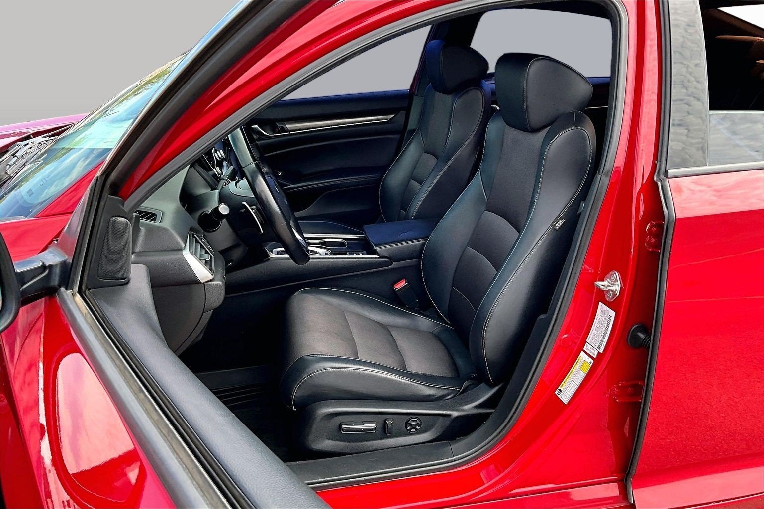 2018 Honda Accord Sedan Sport 2.0T