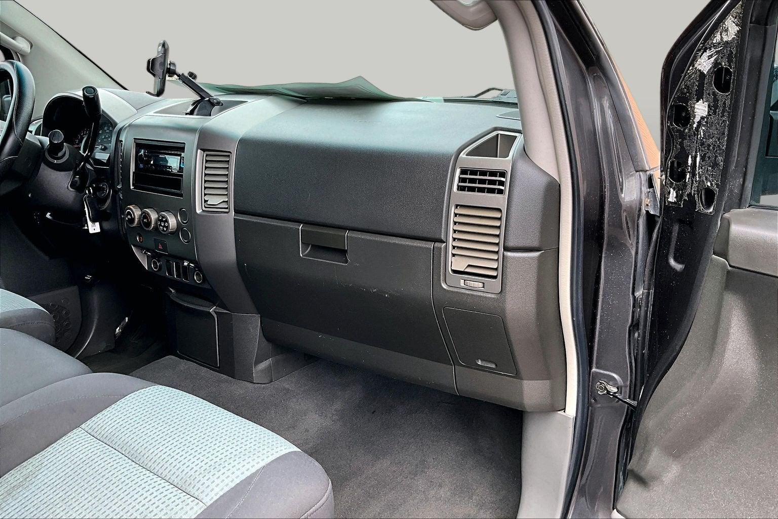 2005 Nissan Titan SE