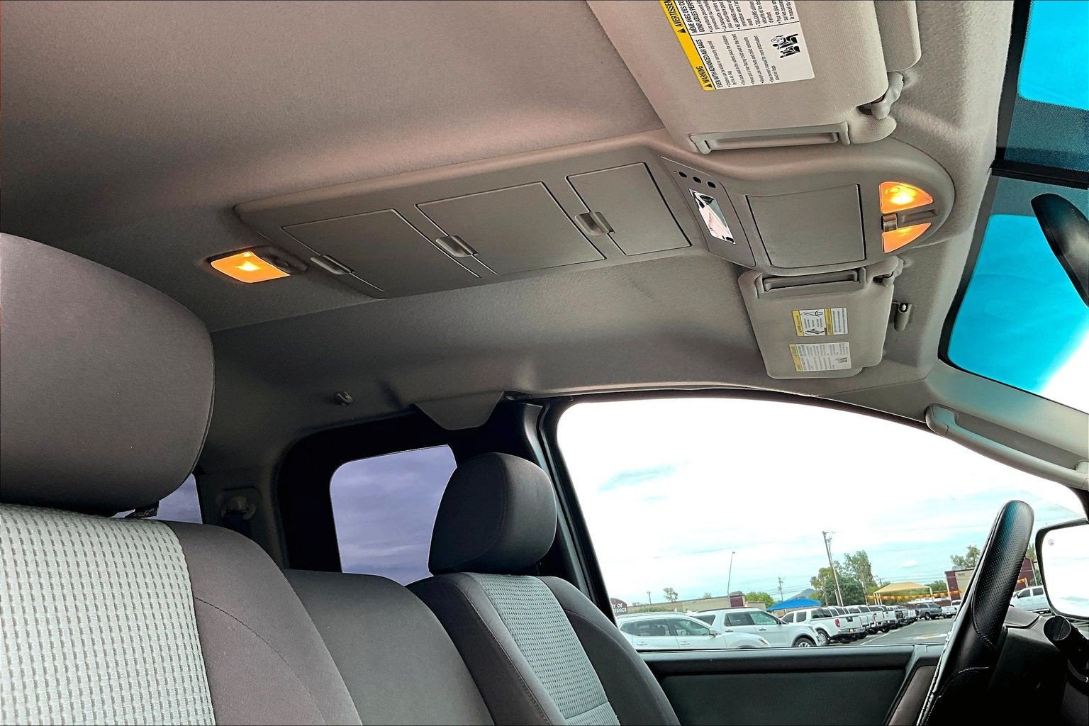 2005 Nissan Titan SE