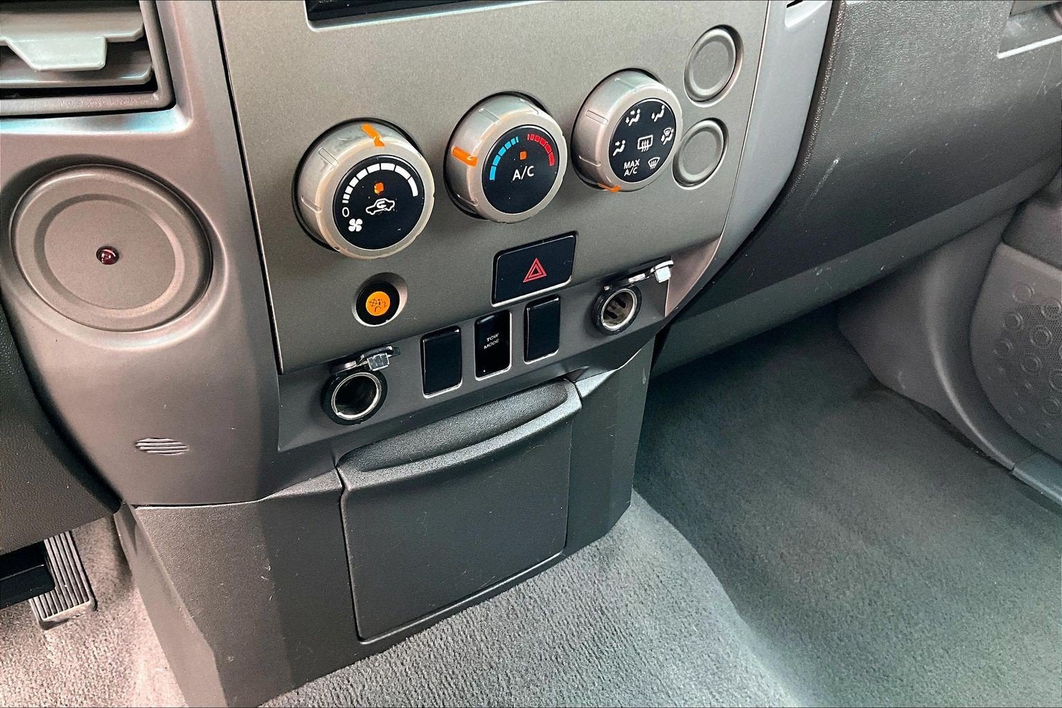 2005 Nissan Titan SE