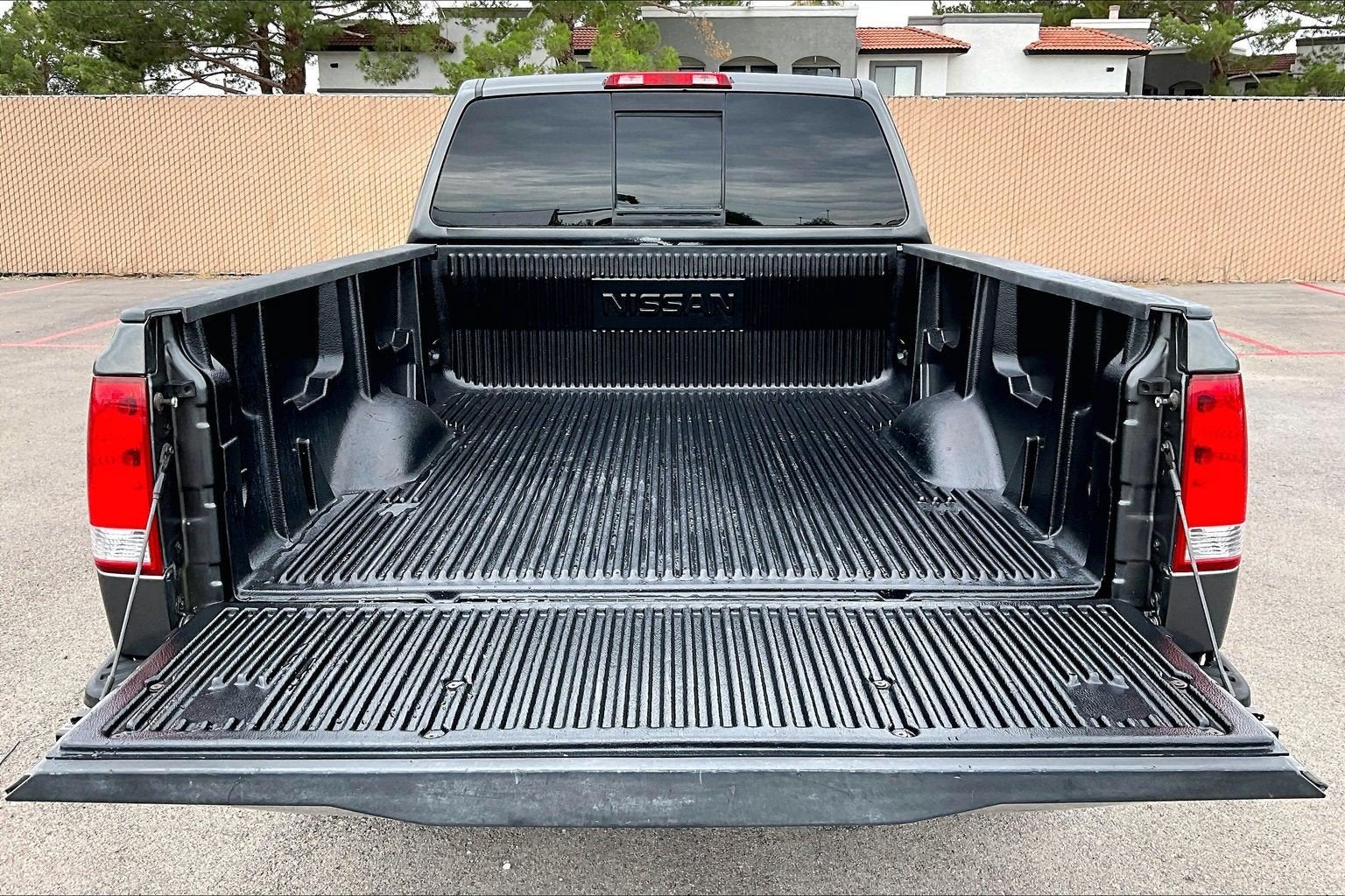 2005 Nissan Titan SE