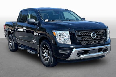 2021 Nissan Titan SV