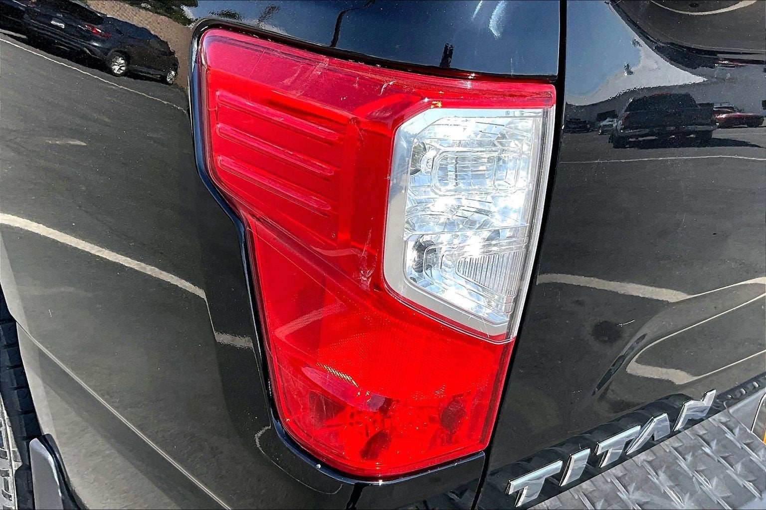 2021 Nissan Titan SV