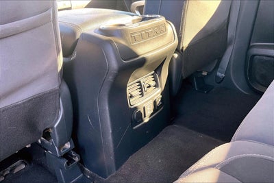 2020 Nissan Titan SV