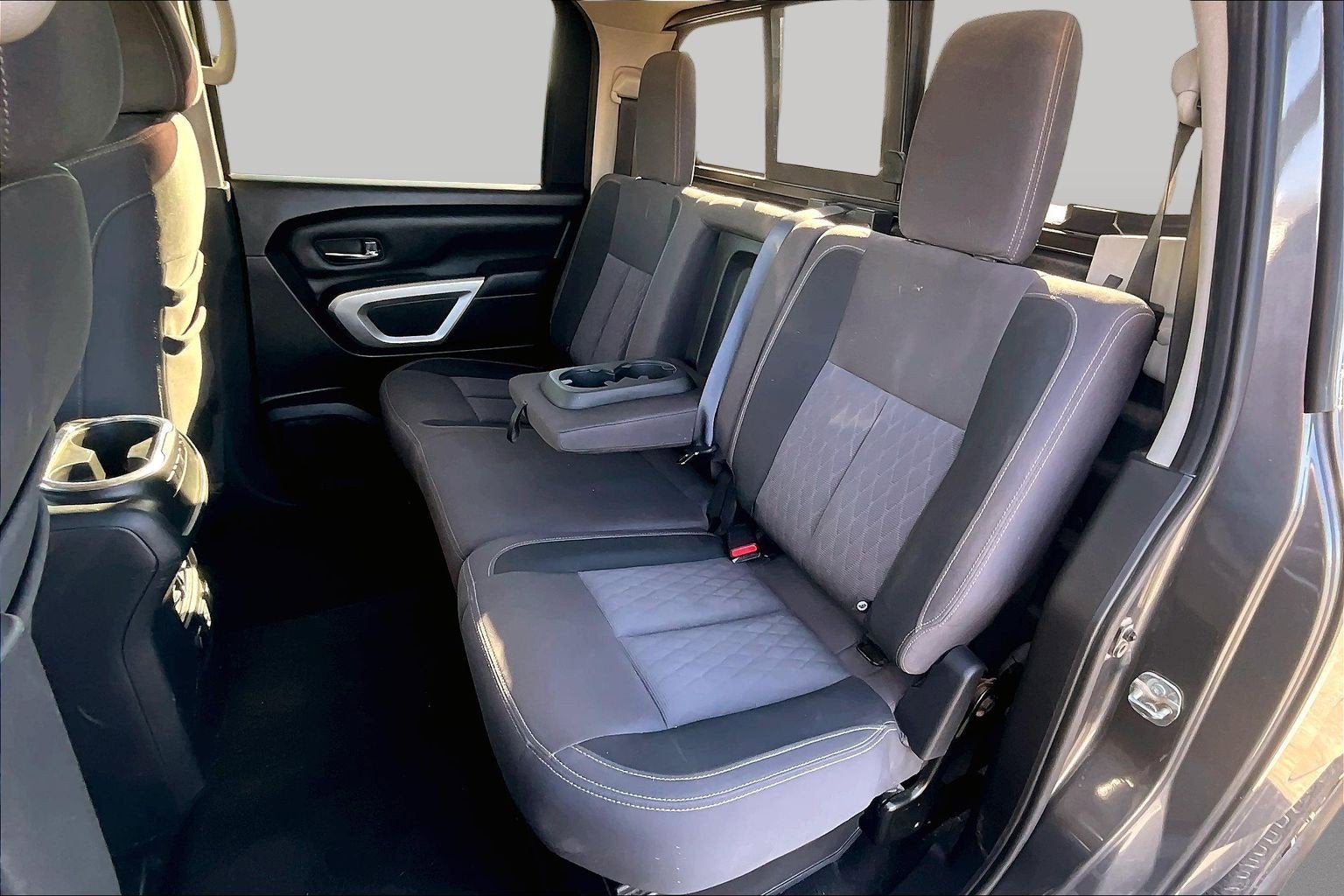 2020 Nissan Titan SV