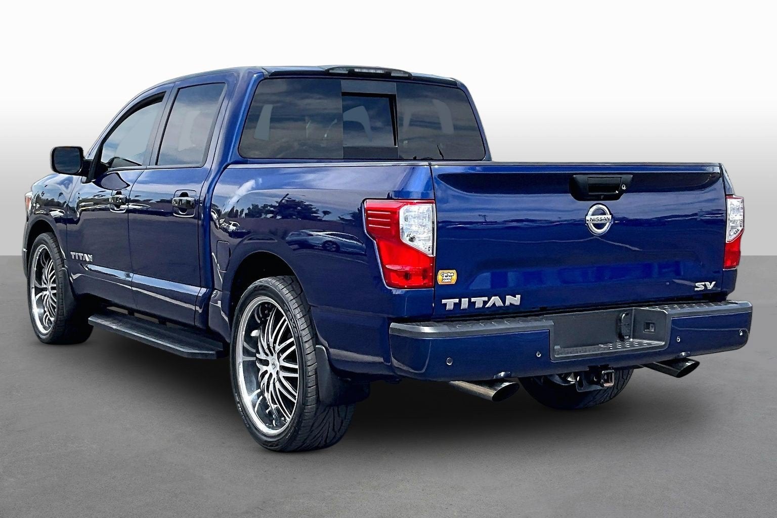 2021 Nissan Titan SV