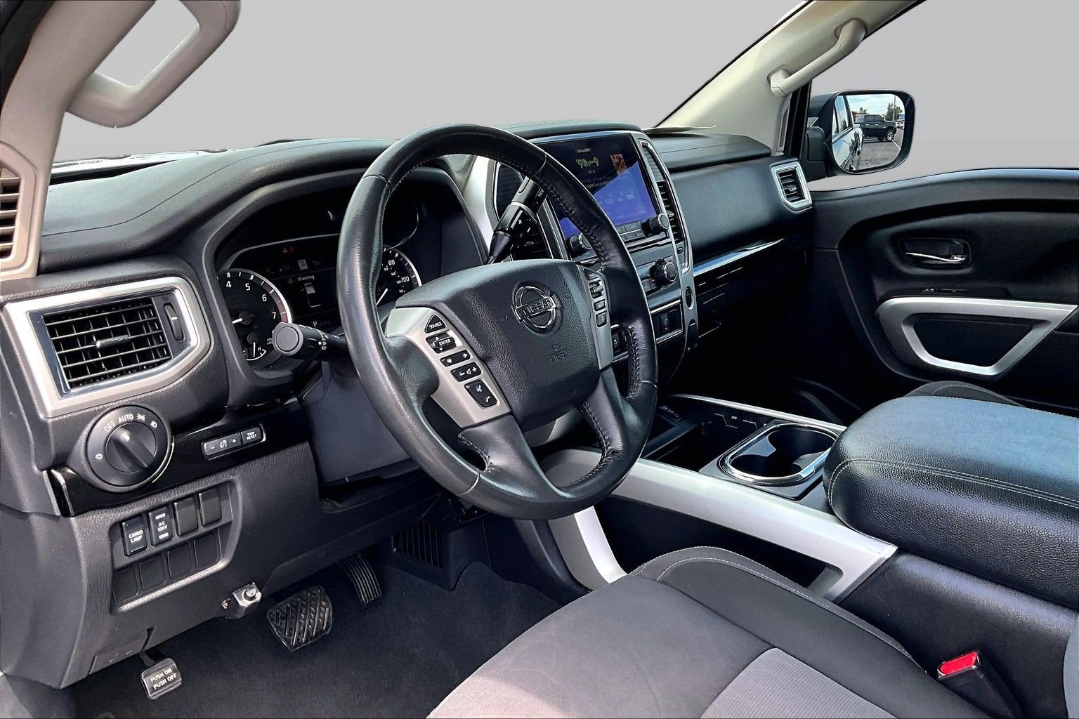 2021 Nissan Titan SV