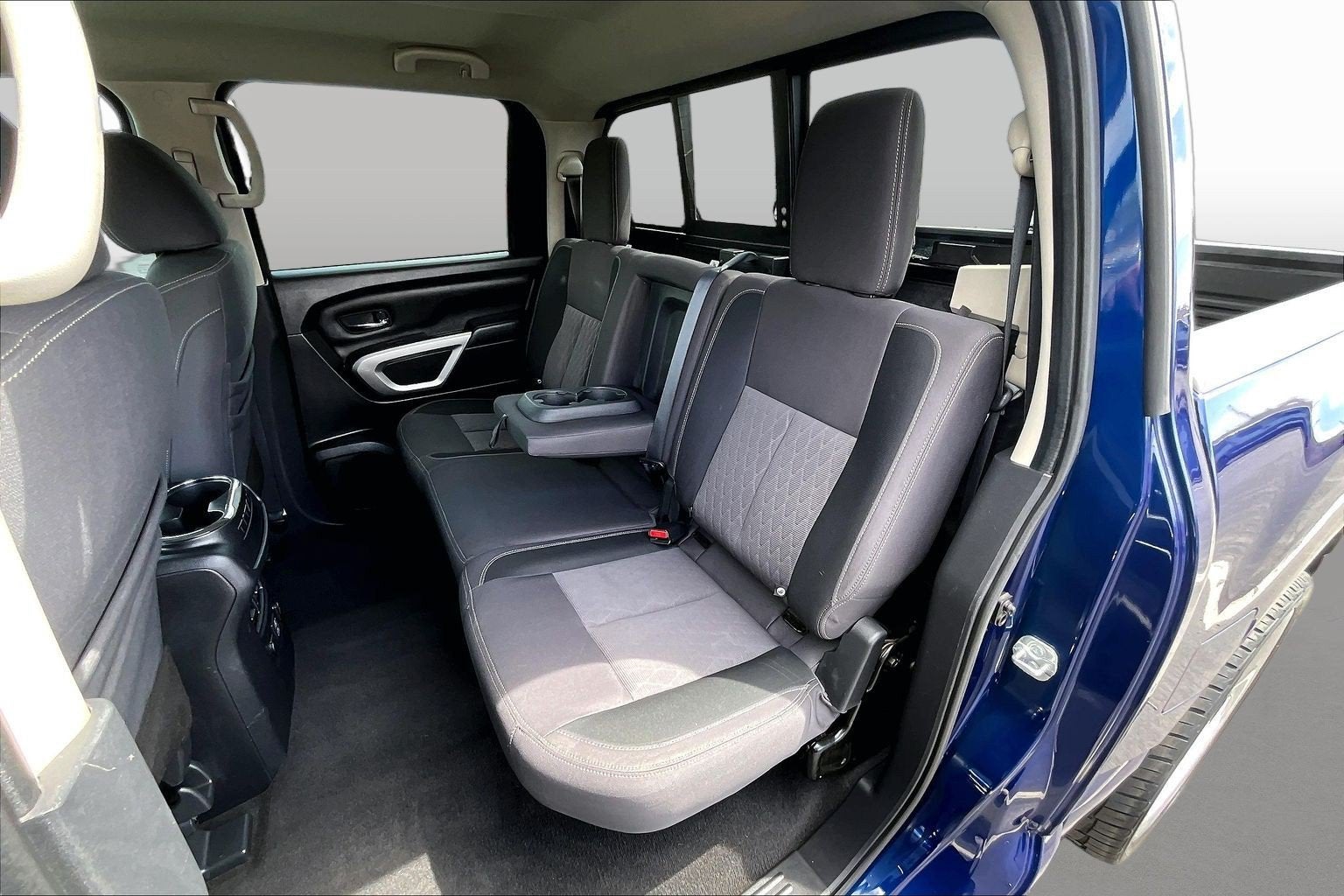 2021 Nissan Titan SV