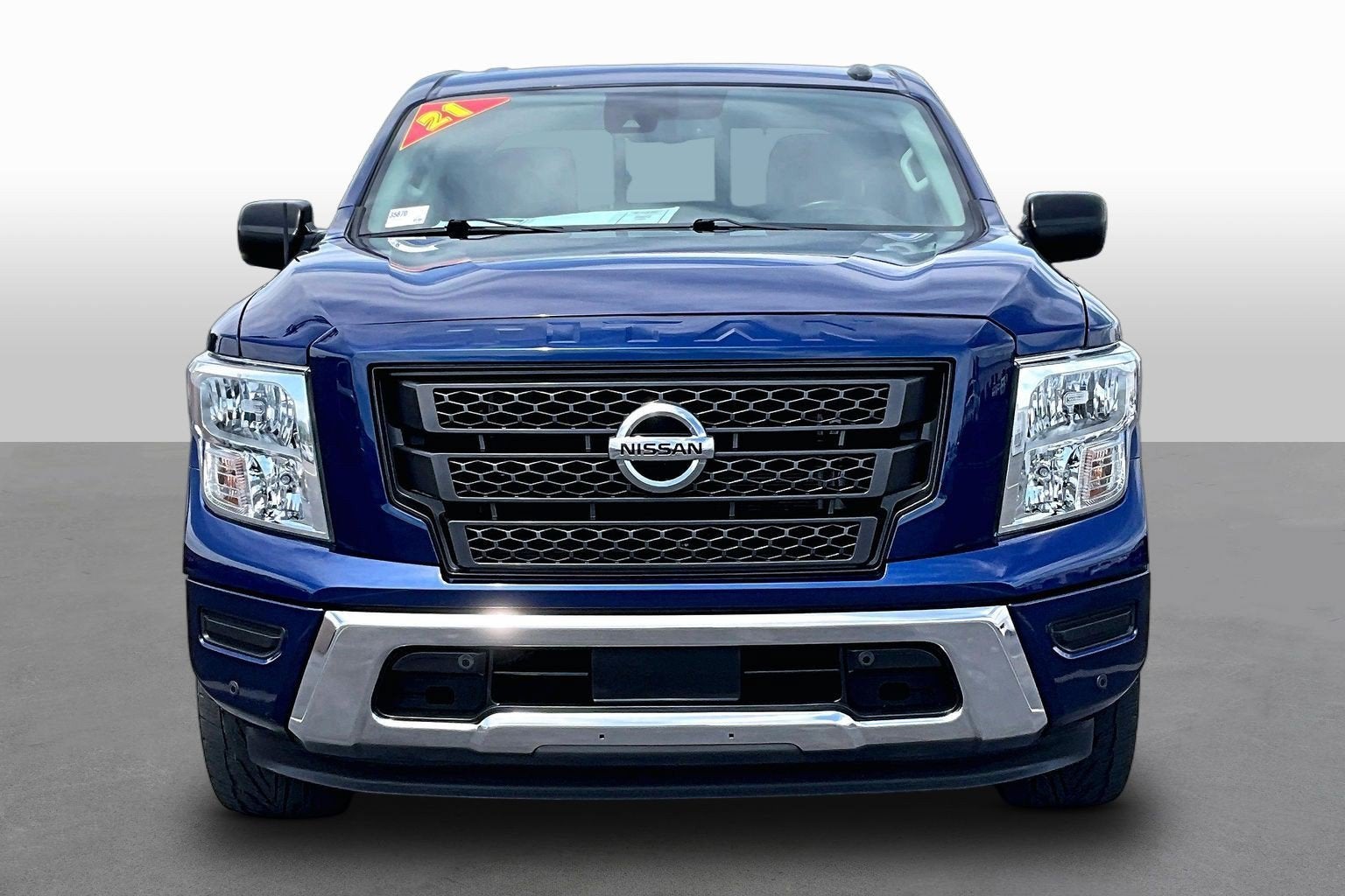 2021 Nissan Titan SV