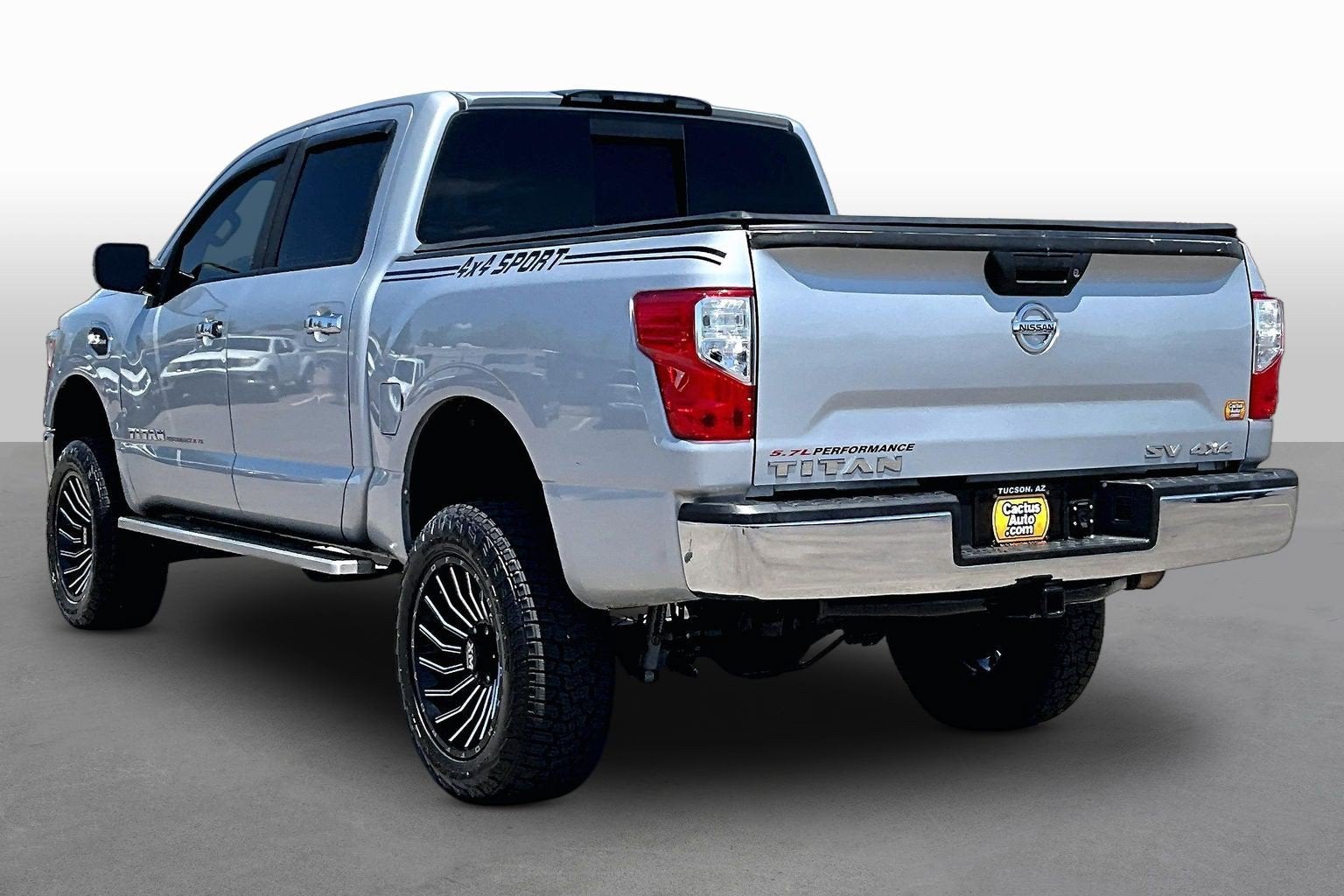 2017 Nissan Titan SV