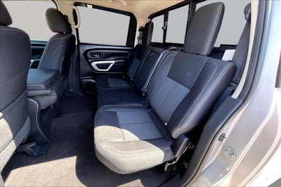 2017 Nissan Titan SV