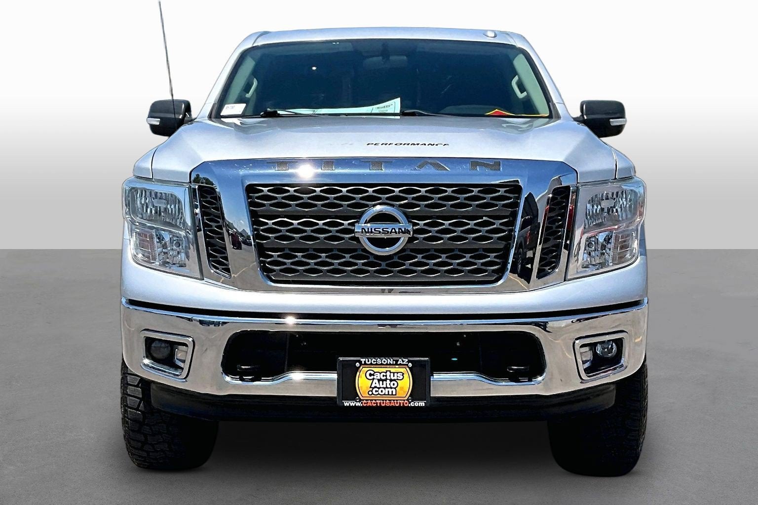 2017 Nissan Titan SV