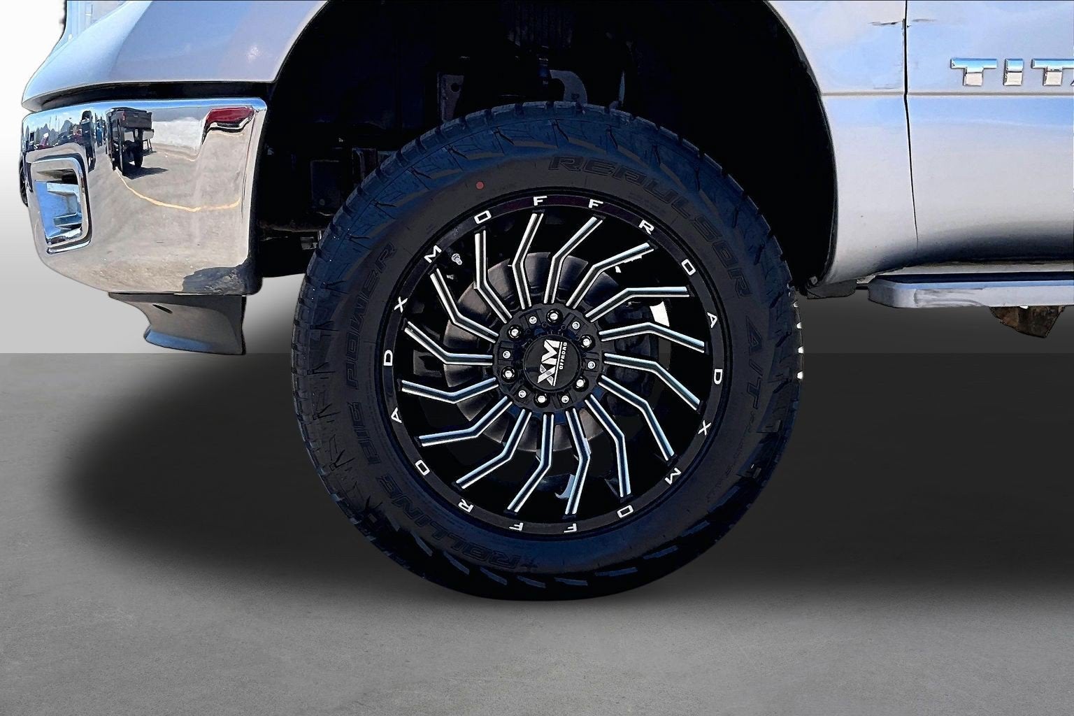 2017 Nissan Titan SV