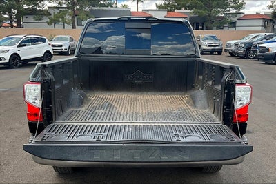 2017 Nissan Titan SV
