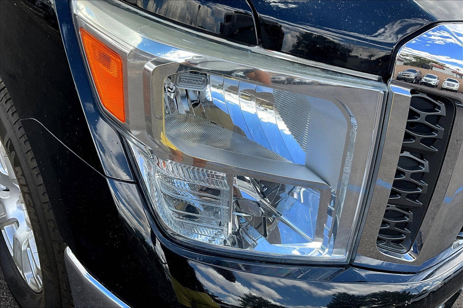 2017 Nissan Titan SV