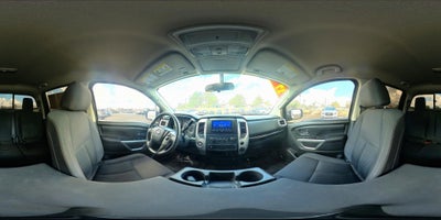 2017 Nissan Titan SV