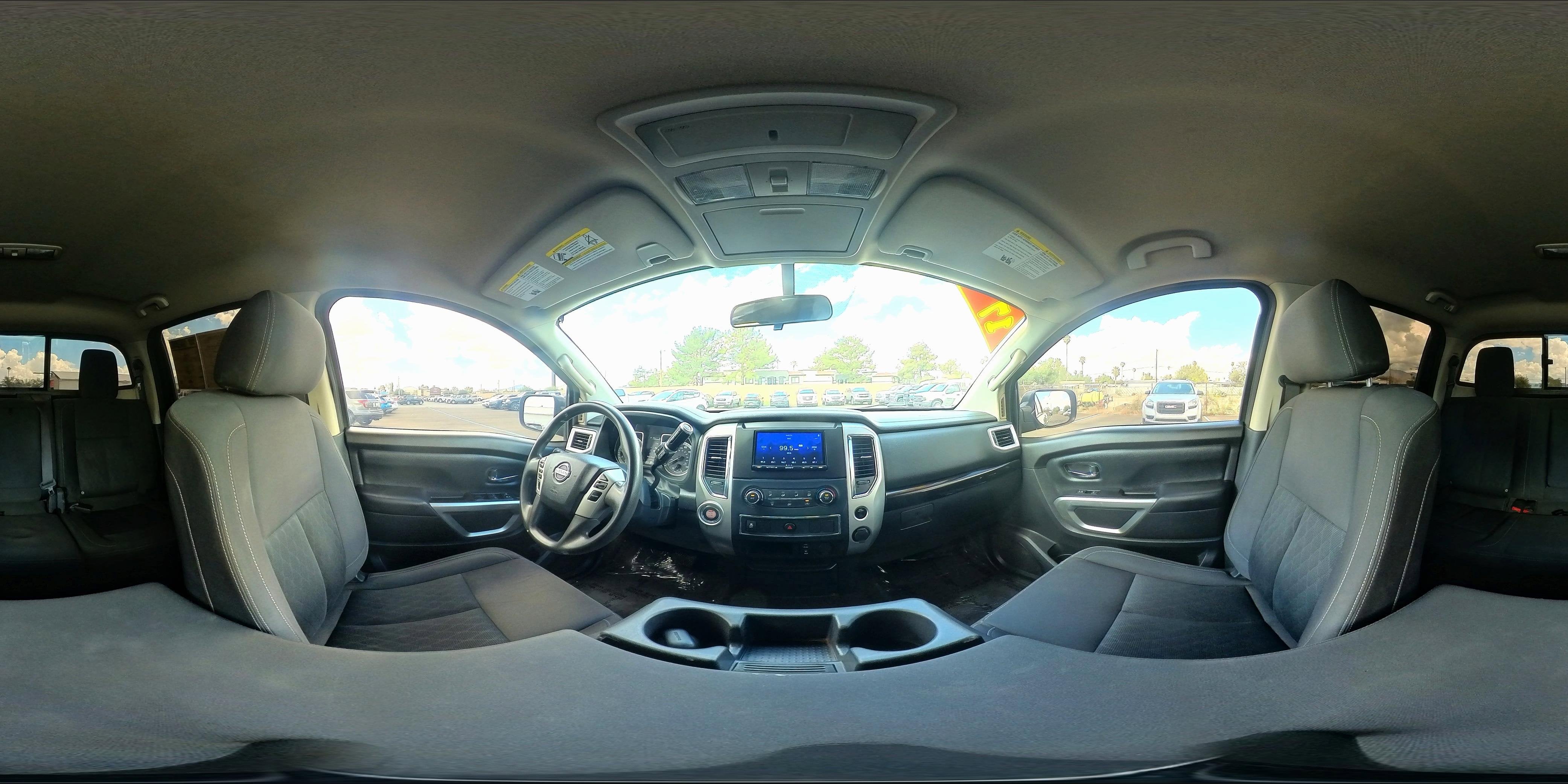 2017 Nissan Titan SV