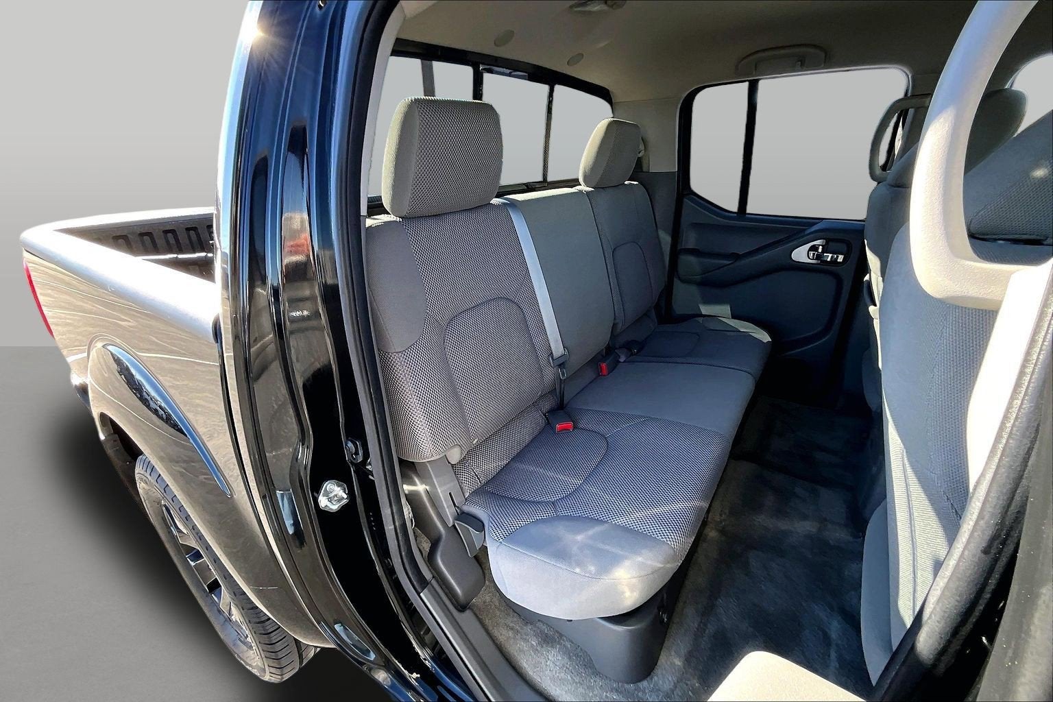 2018 Nissan Frontier SV V6